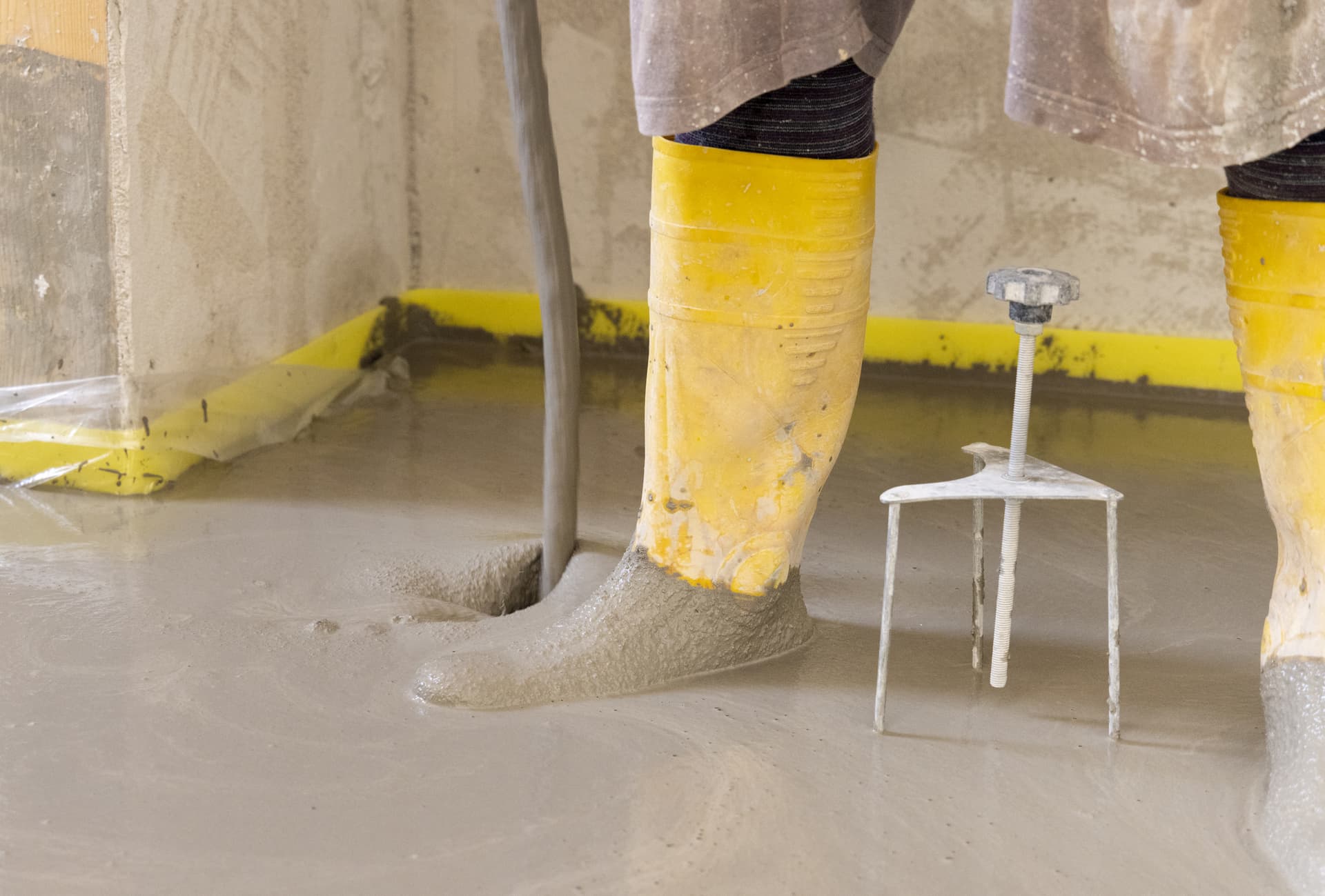 Self-Leveling Concrete Overlay